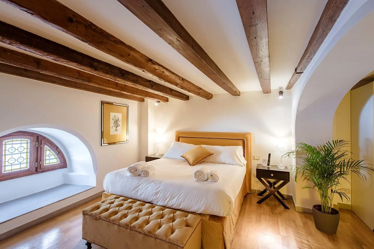 Relais Tosinghi Hotel Florence Italy